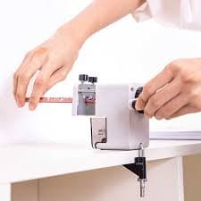 Deli E0616B Rotary Pencil Sharpener – Manual Desk Sharpener for Office & School 2